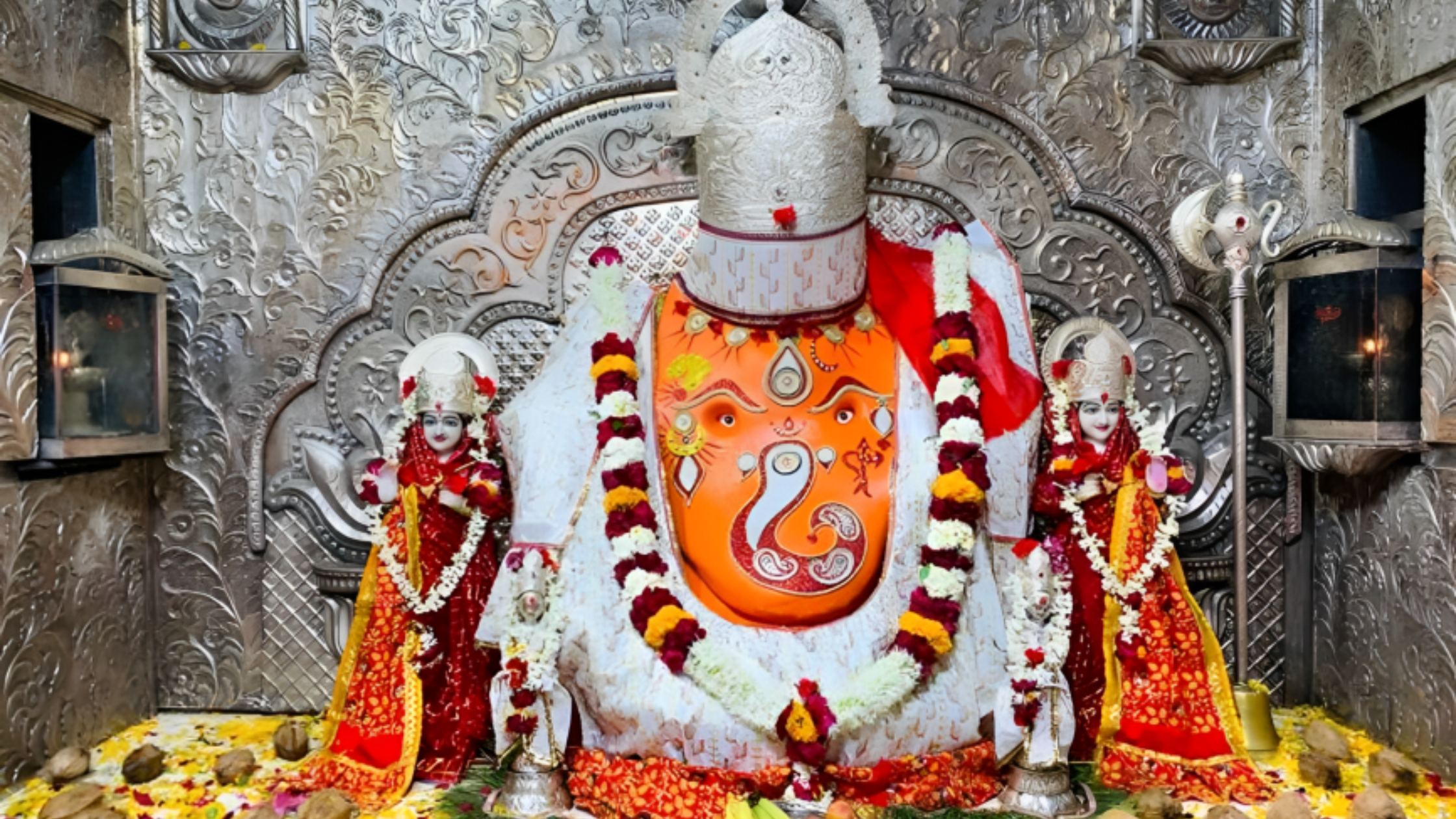 Khajrana Ganesh Mandir – Discover the Divine Charm and Spiritual Bliss