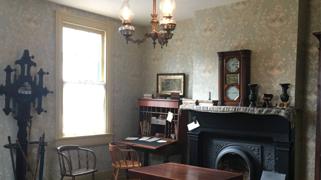 Dr. William Hutchings' Office and Museum
