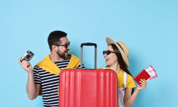 Traveling as a Couple: 10 Tips for a Happy Trip
