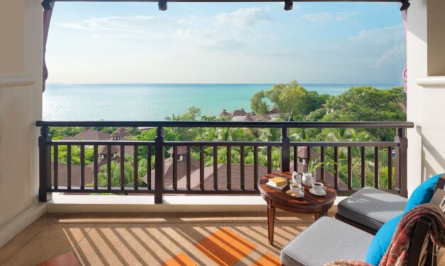 Why It’s Always Best To Book Accommodation Right There Beside The Beach In Thailand.