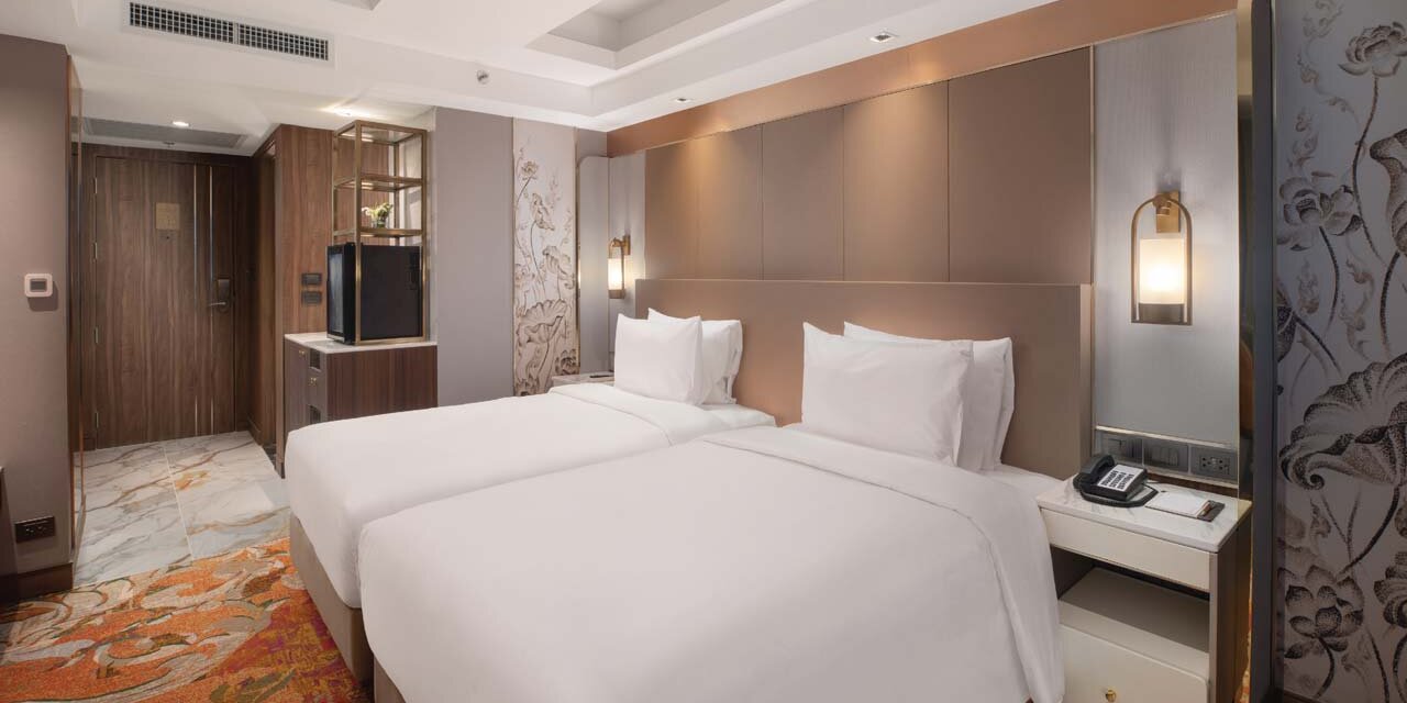 Direct Booking vs. OTAs: What Should Guests Know?