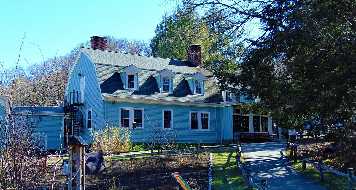 Blue Hills Trailside Museum: A Gateway to Nature & Wildlife Education in Massachusetts